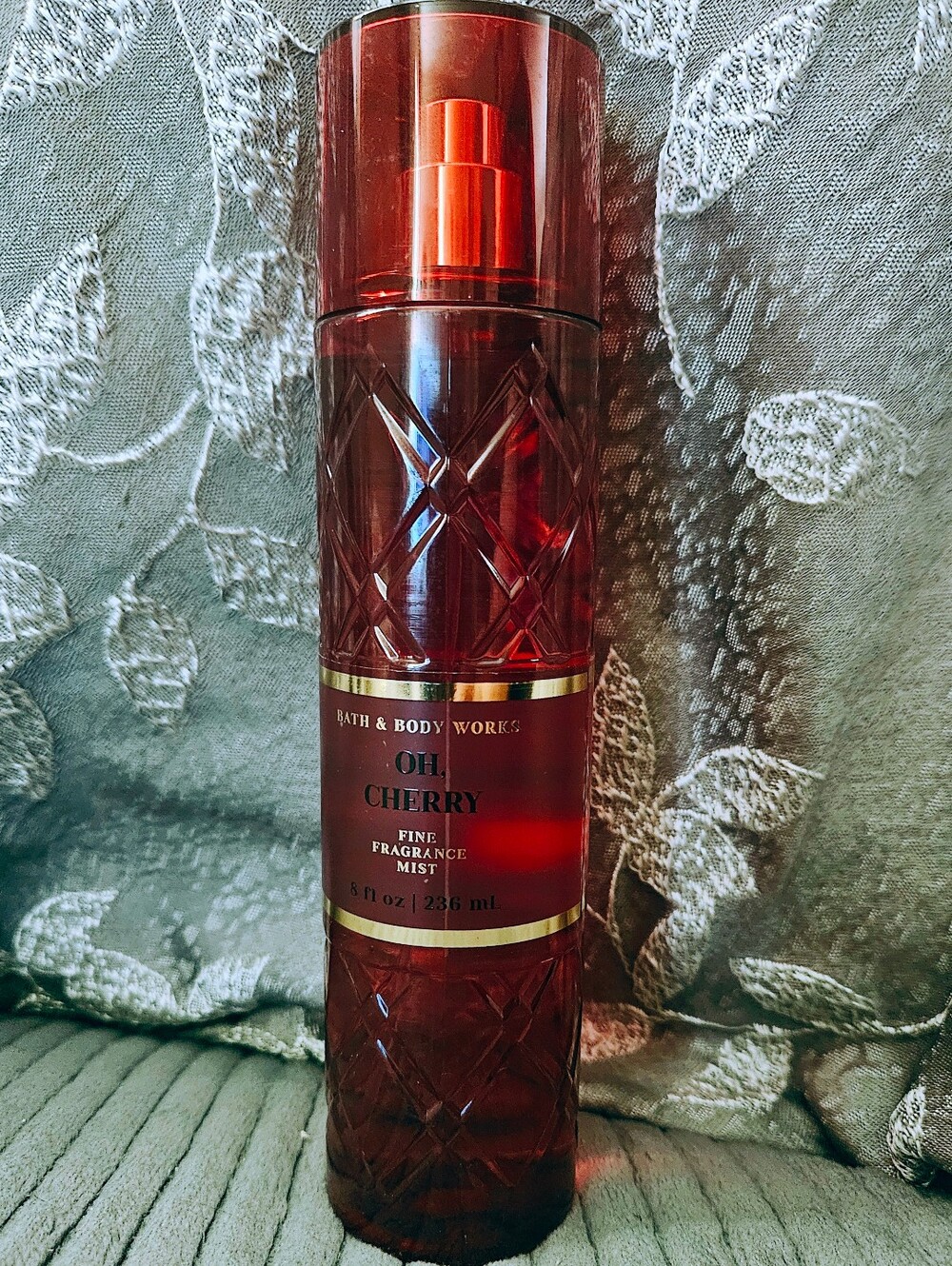 Bath & Body Works Oh Cherry Fine Fragrance Mist - Red
